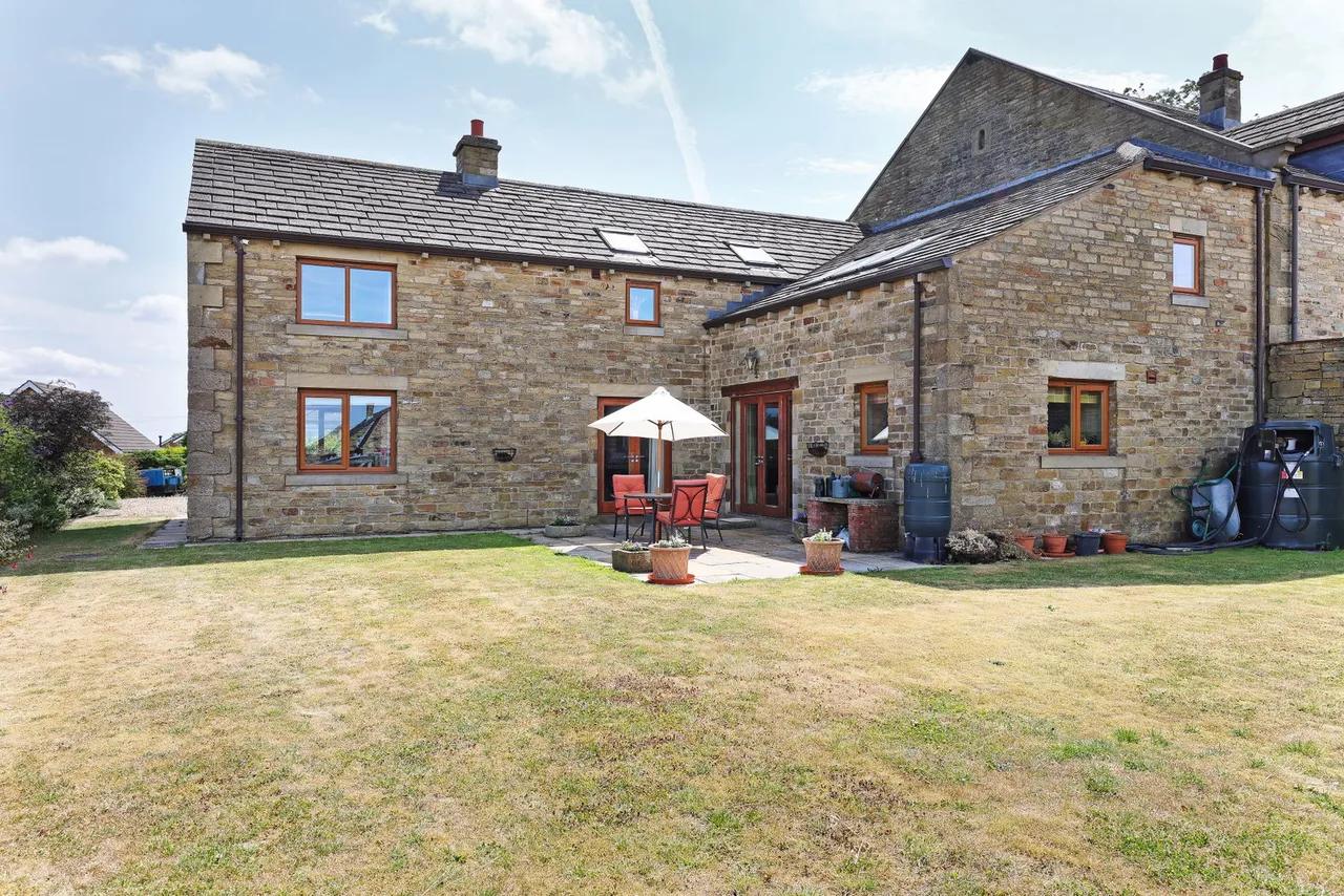 Haigh Head Road, Hoylandswaine, S36, photo 35