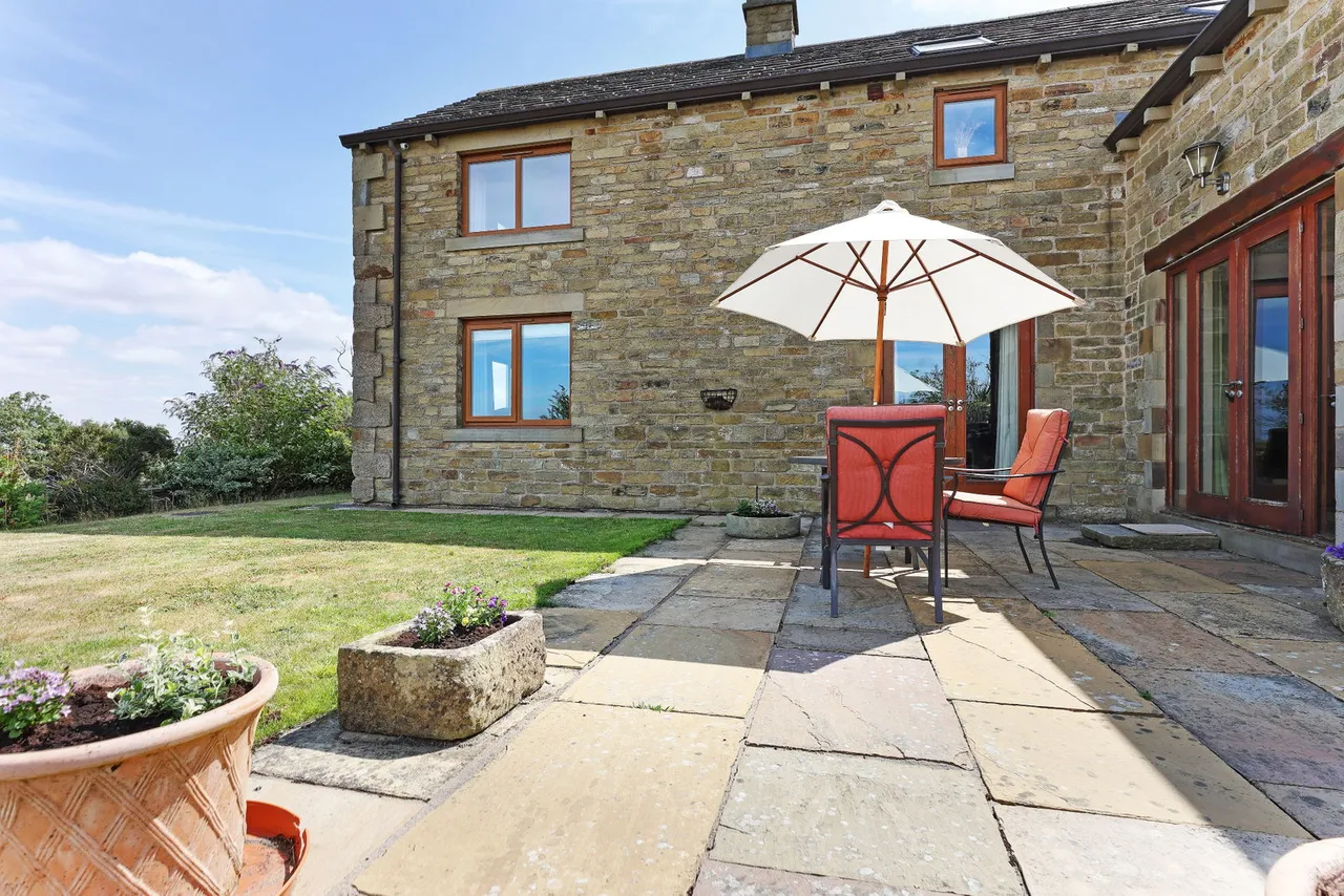 Haigh Head Road, Hoylandswaine, S36, photo 38