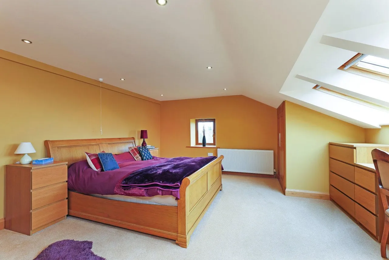 Haigh Head Road, Hoylandswaine, S36, photo 27