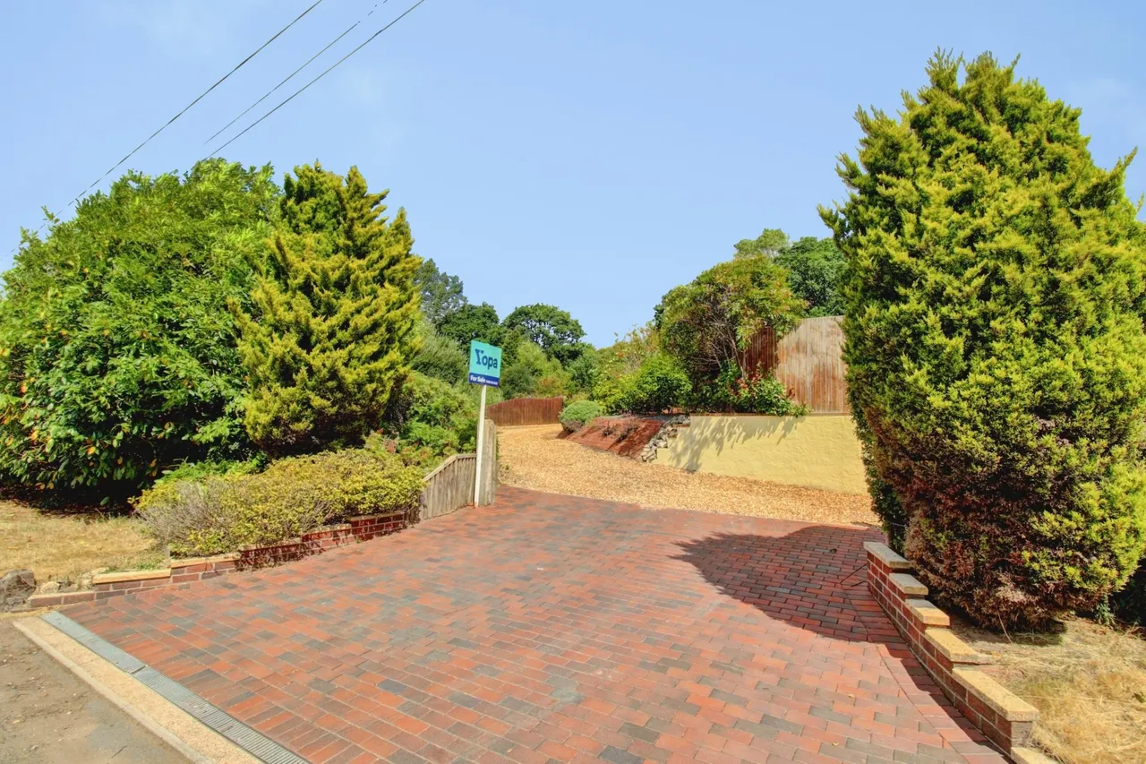 Brereton Hill, Rugeley, WS15, photo 32