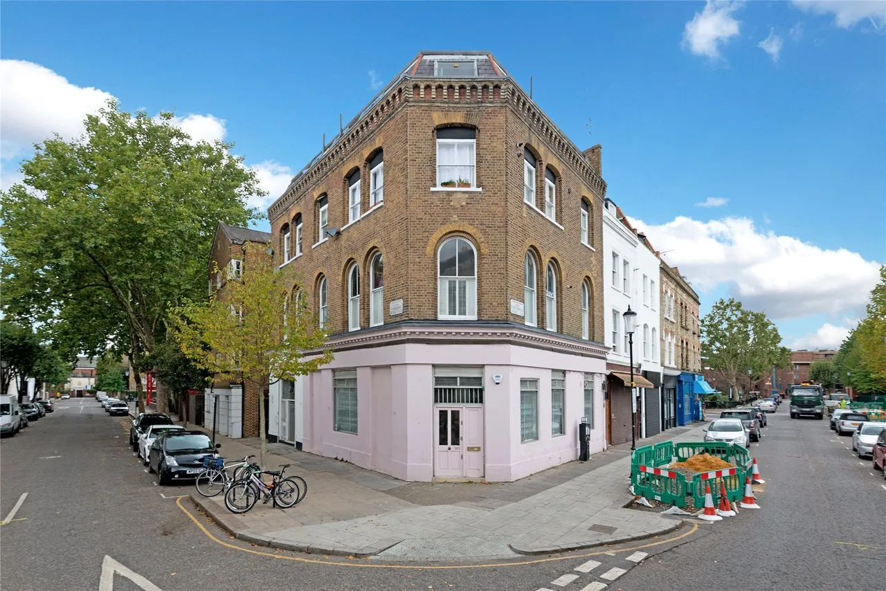 1 bed flat for sale, Faraday Road, London, W10
