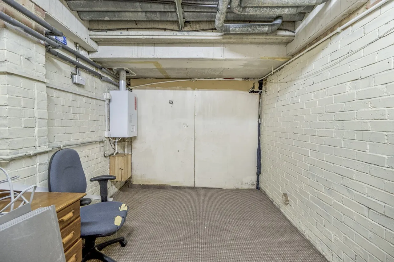 Owen Close, London, SE28, photo 18