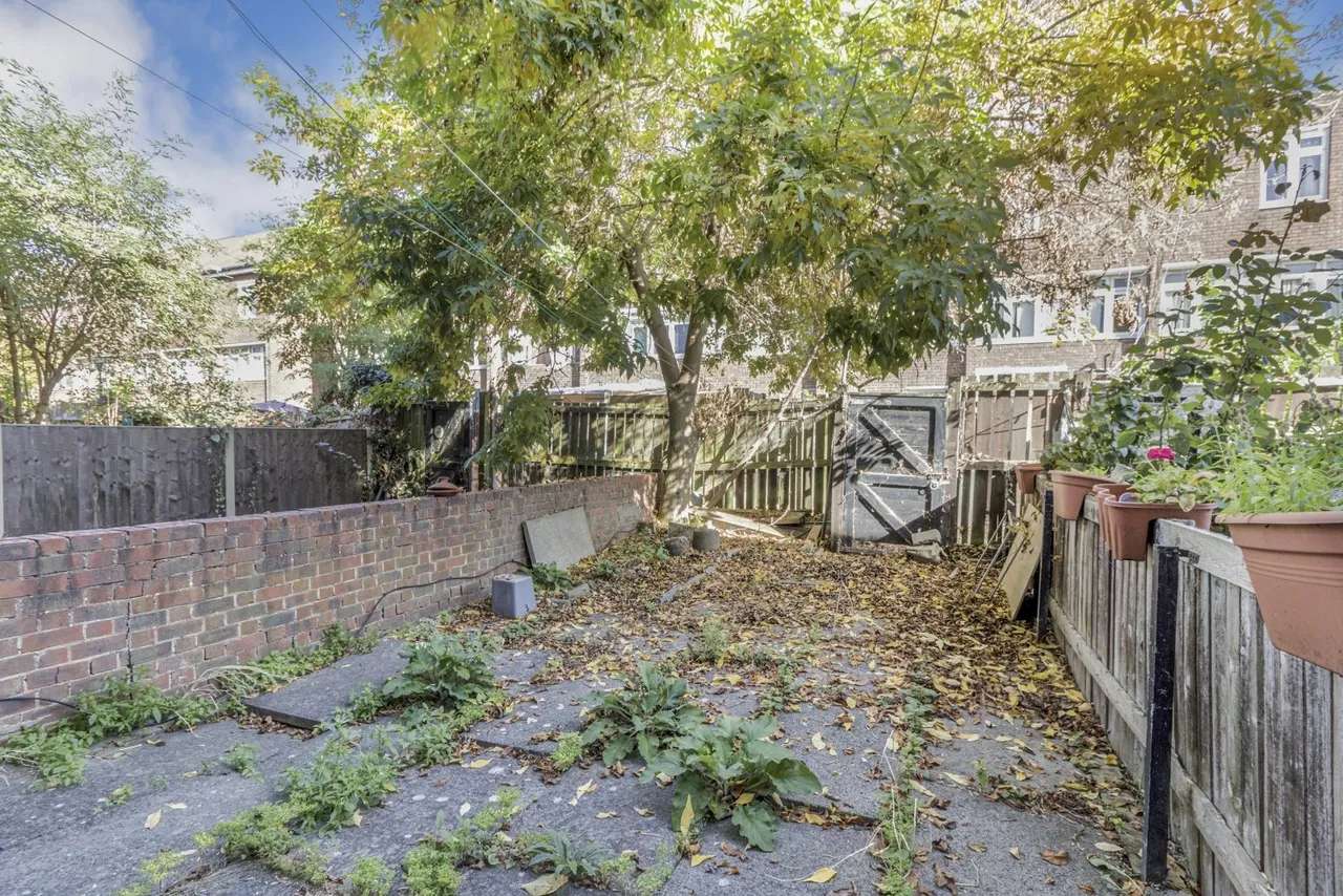 Owen Close, London, SE28, photo 22