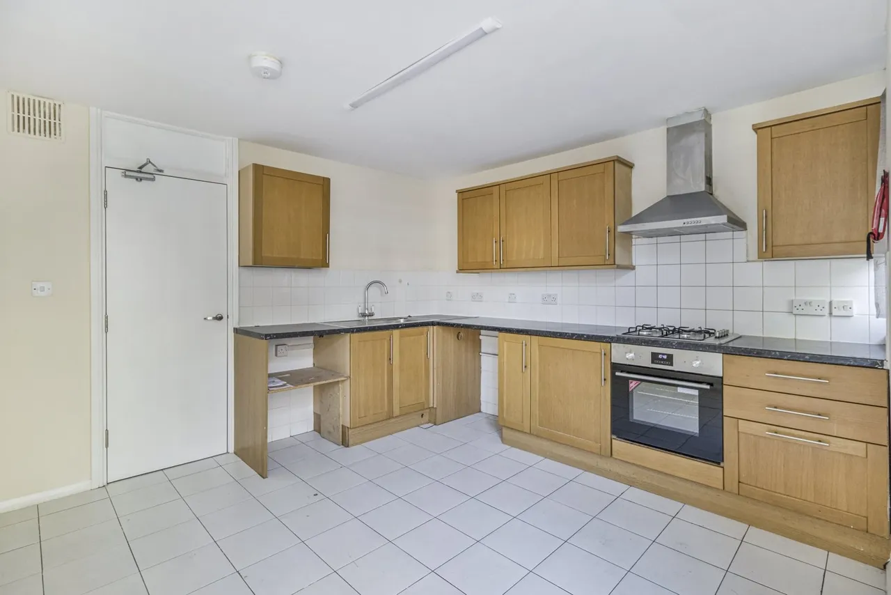 Owen Close, London, SE28, photo 23