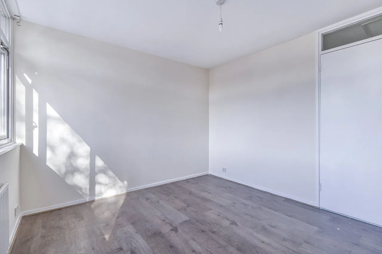 Owen Close, London, SE28, photo 17
