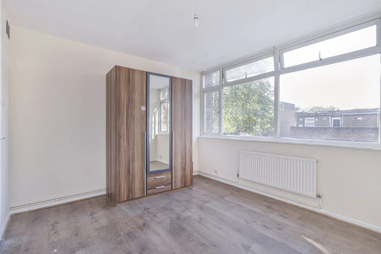 Owen Close, London, SE28, photo 14