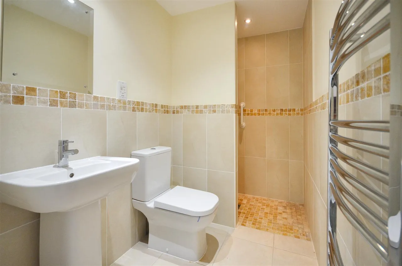 Stapleford Court, Stalbridge, photo 11