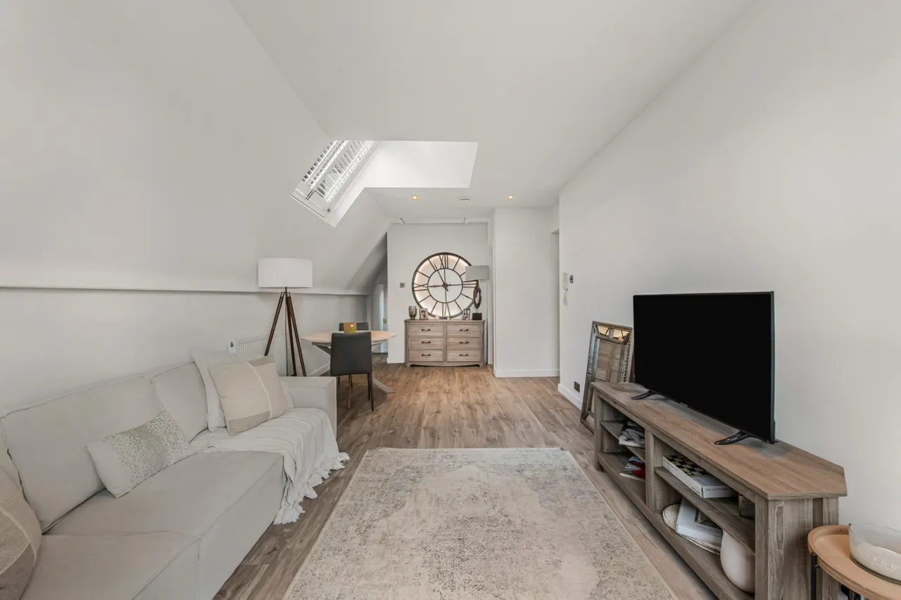 Sheen Lane, East Sheen, SW14, photo 14