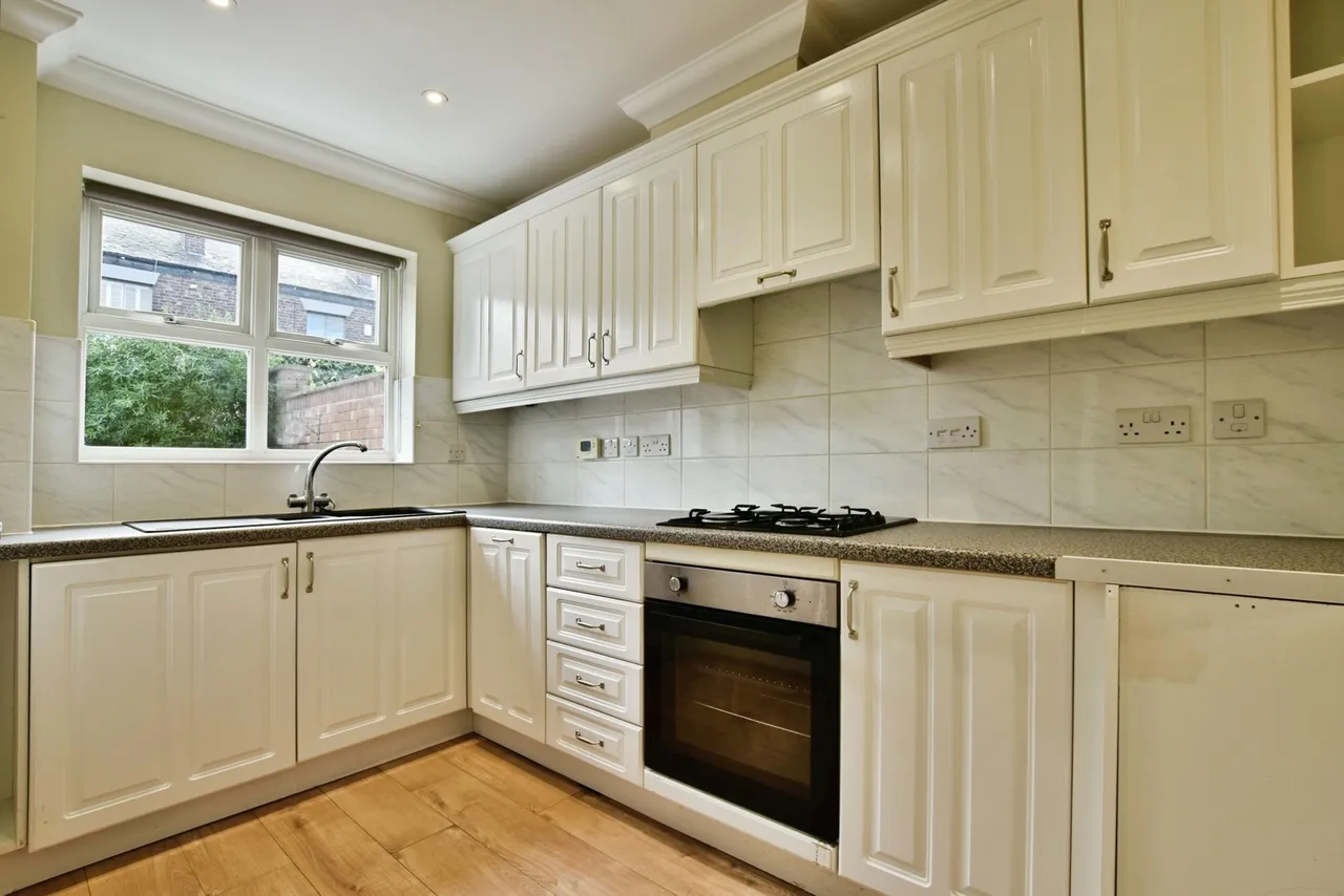 Arderne Place, Alderley Edge, SK9, photo 4