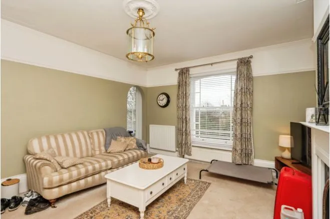 2 bed flat for sale, Lansdowne Square, Weymouth, DT4
