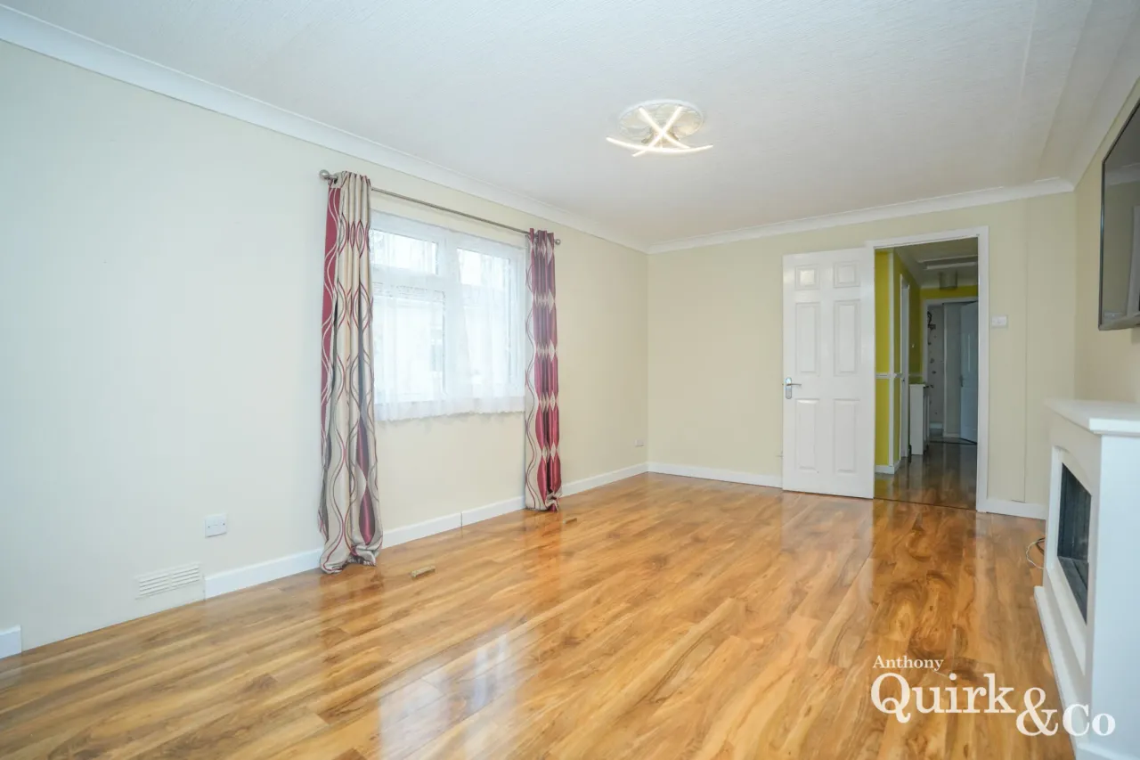 Creek Road, Canvey Island, SS8, photo 8