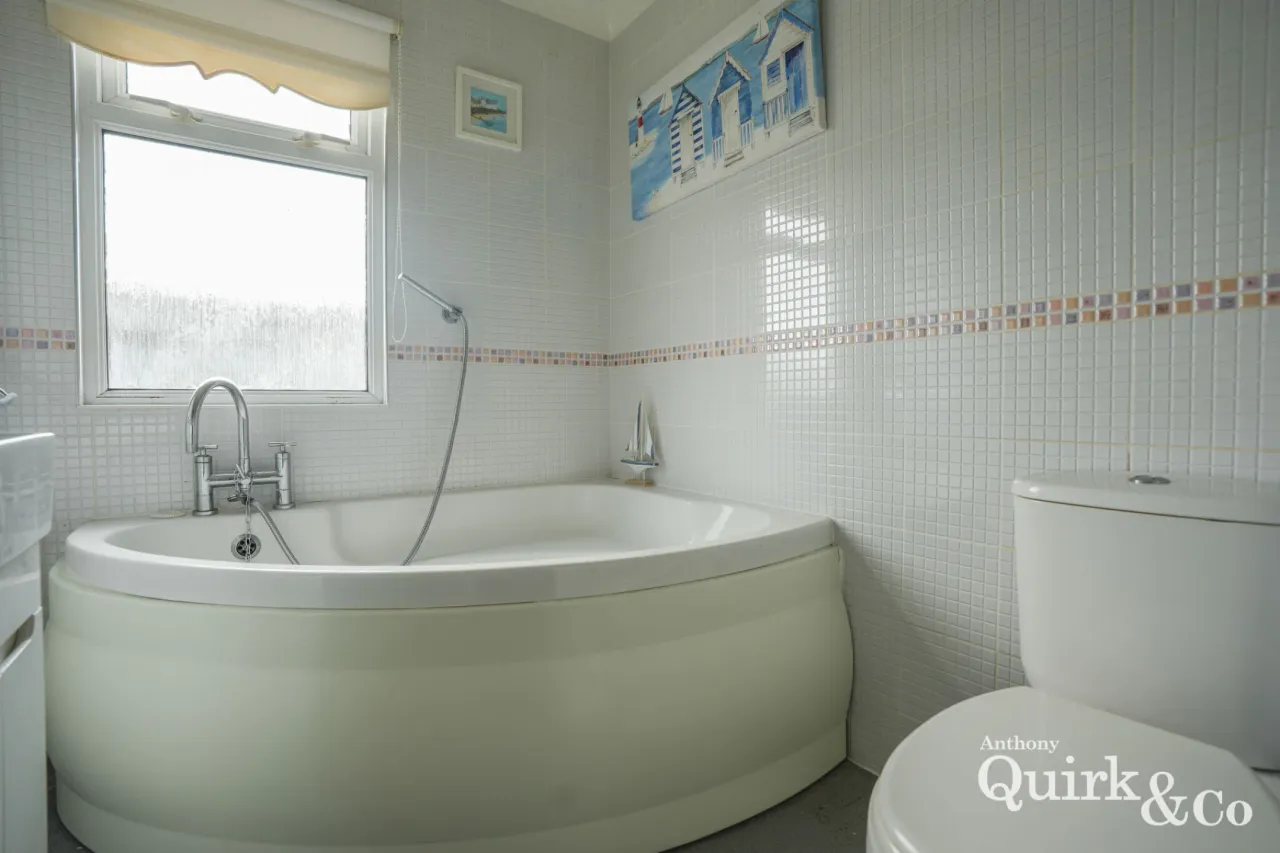 Creek Road, Canvey Island, SS8, photo 14