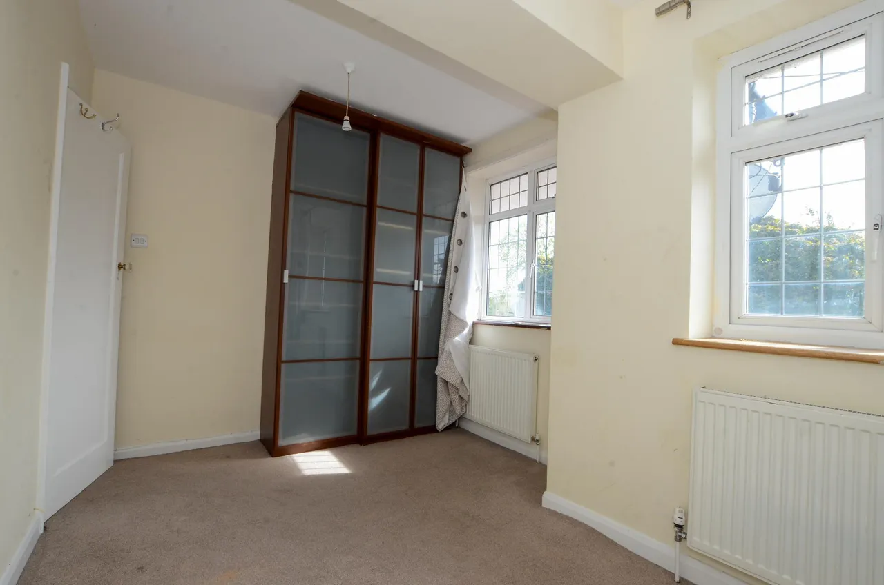 Bullescroft Road, Edgware, HA8, photo 18