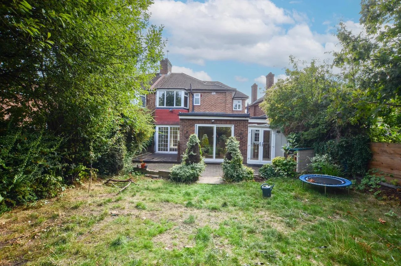 Bullescroft Road, Edgware, HA8, photo 23