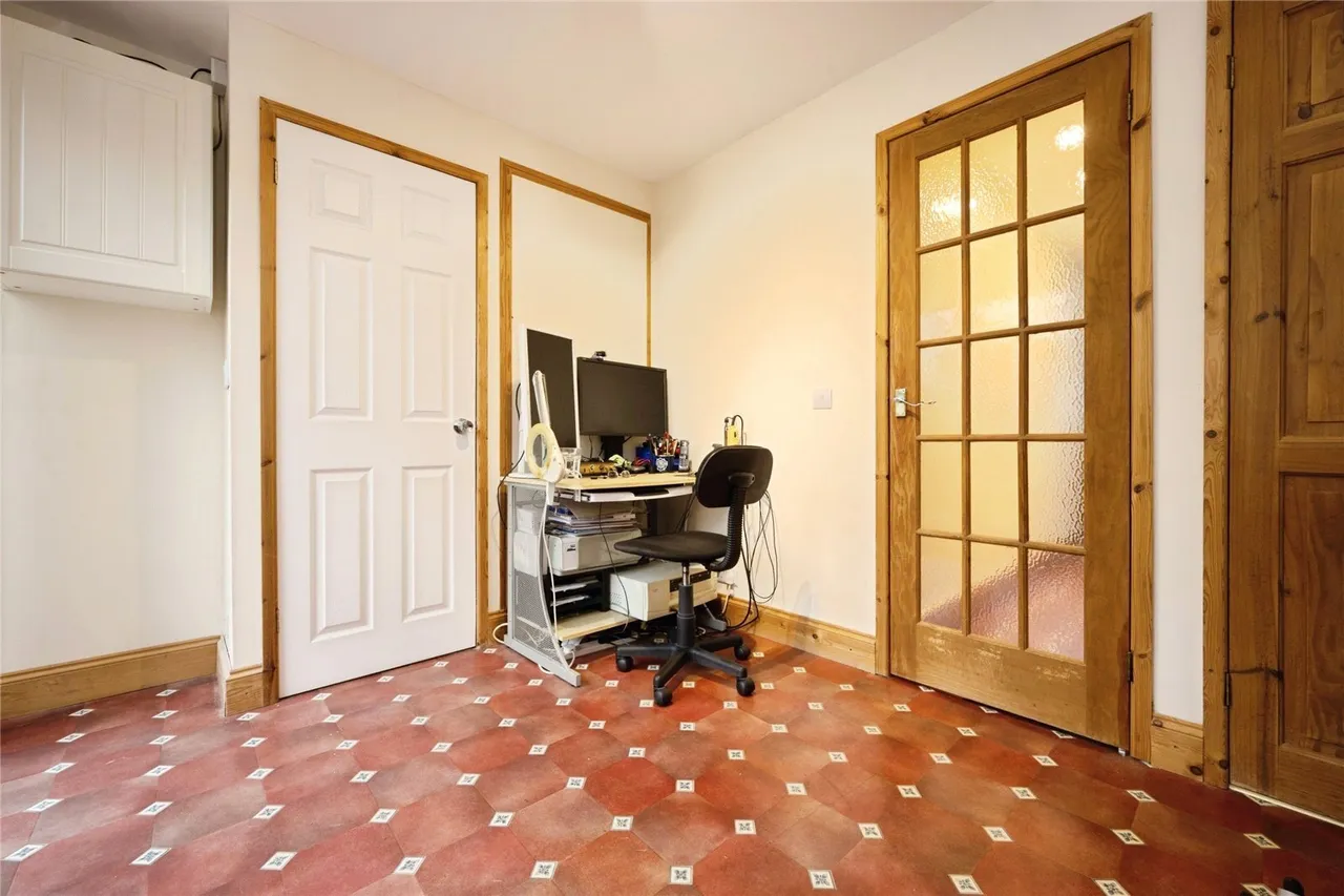 Bideford Green, Leighton Buzzard, LU7, photo 13