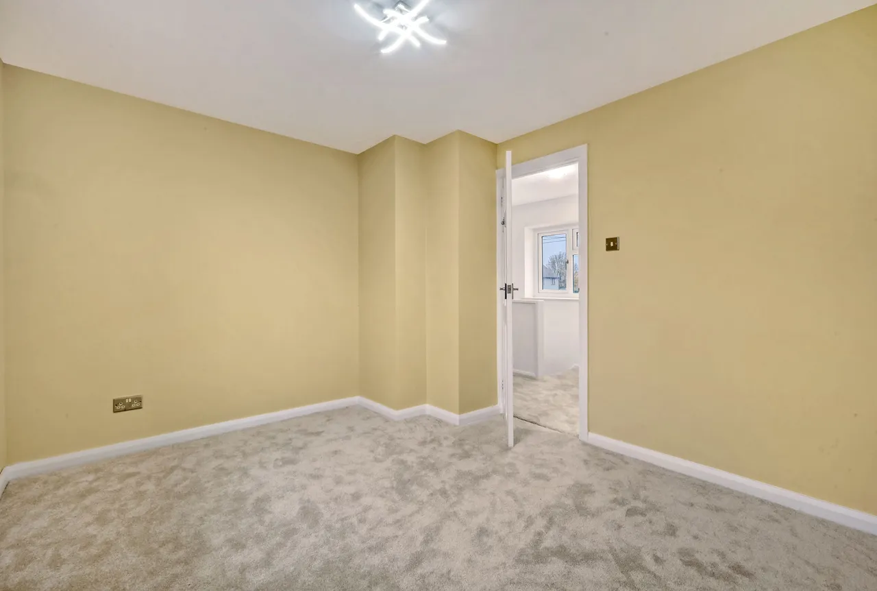 Silvertown Avenue, Stanford-le-Hope, Essex, SS17 7BT, photo 20
