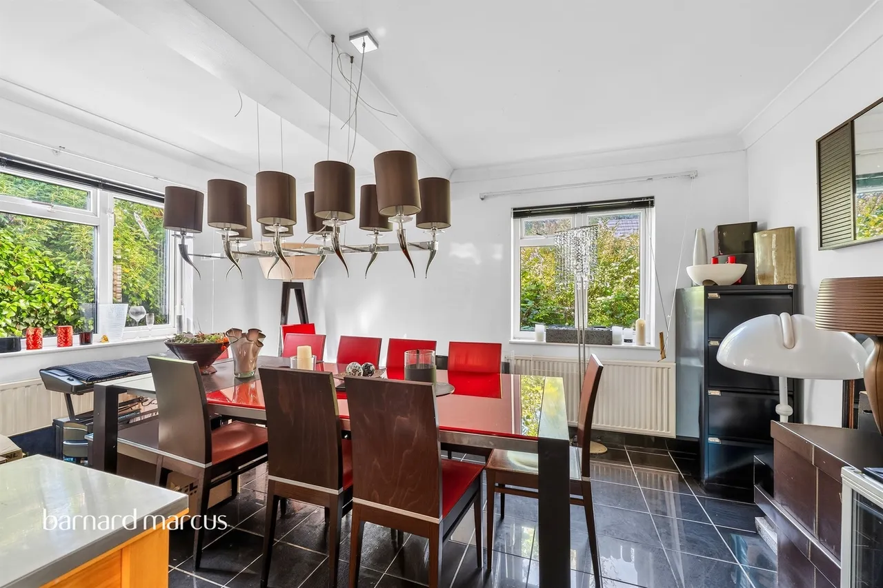 Blackthorne Road, Great Bookham, Leatherhead, photo 5