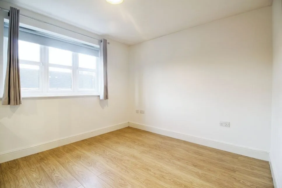 Royal Troon Drive, Wakefield, West Yorkshire, WF1, photo 8
