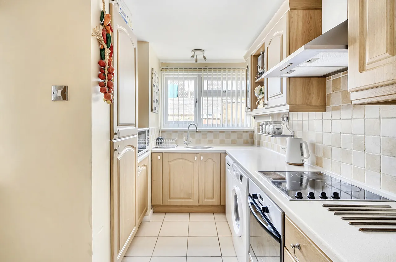 Guernsey Close, Southampton, SO16, photo 12