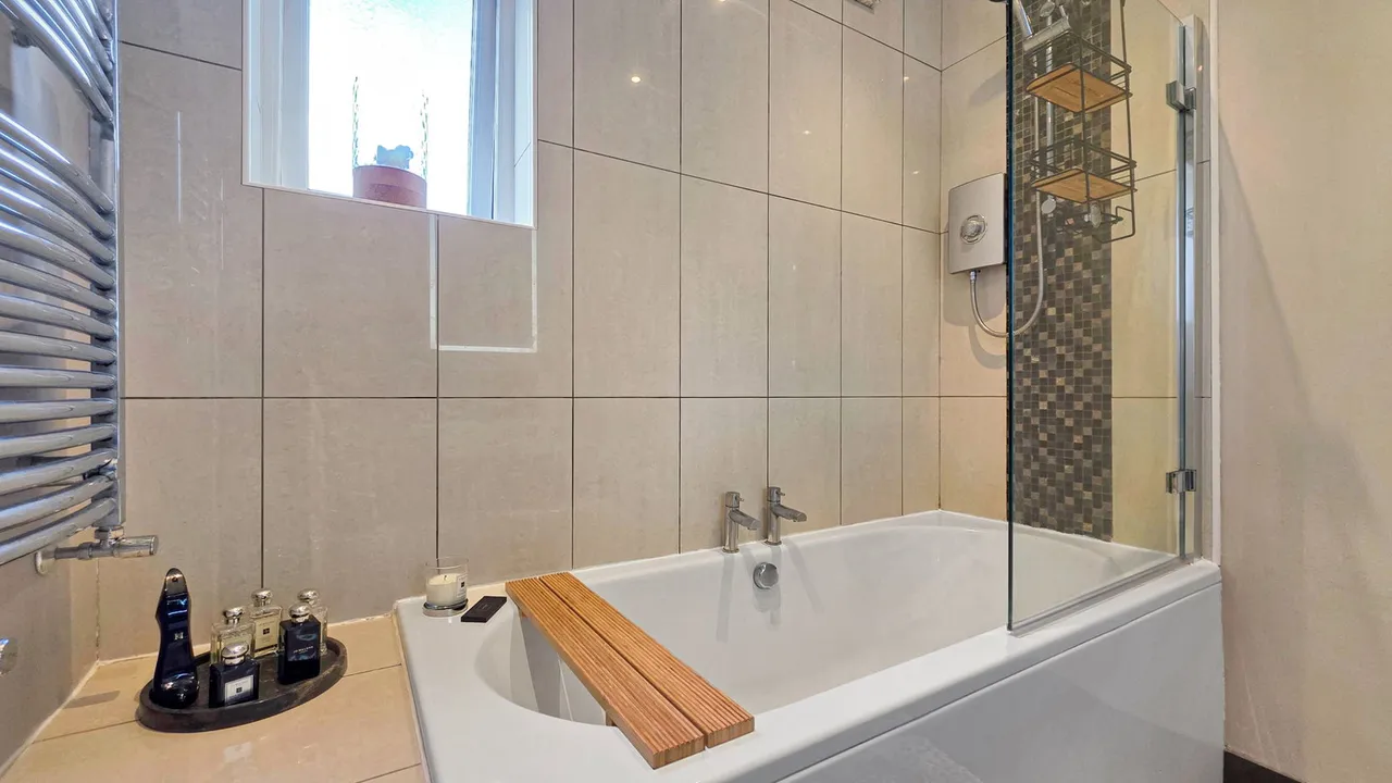 Chaddock Lane, Boothstown, M28, photo 14