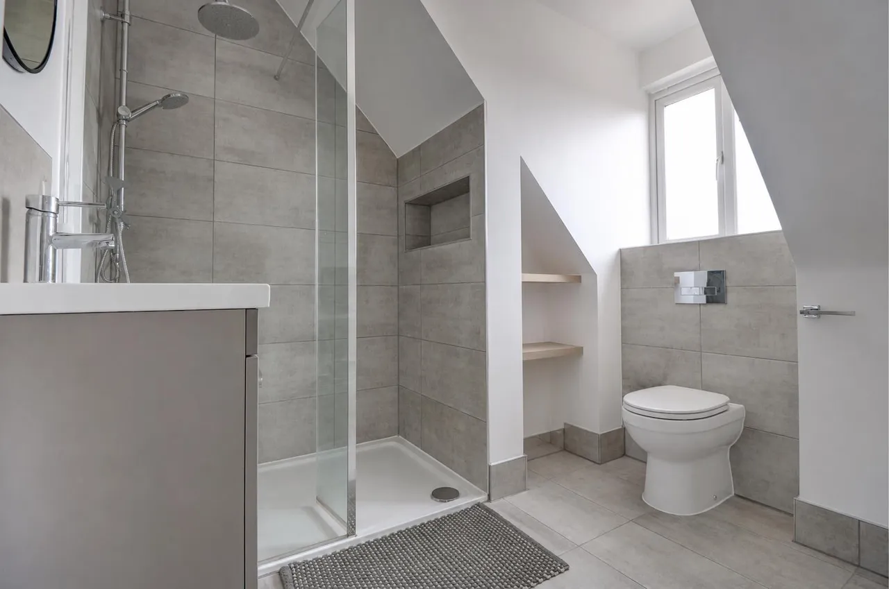 Sir Henry Brackenbury Road, Ashford, TN23, photo 15