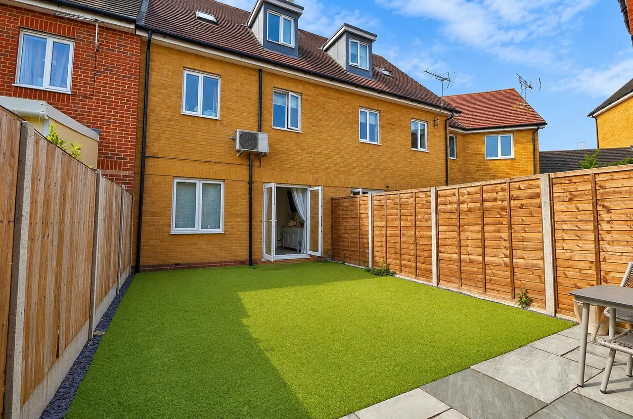 Sir Henry Brackenbury Road, Ashford, TN23, photo 19