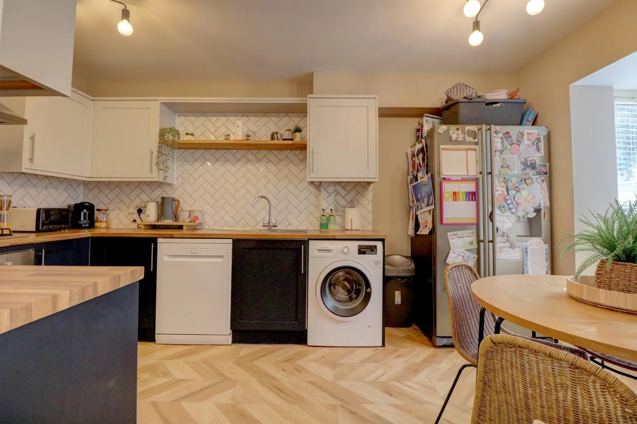 Sir Henry Brackenbury Road, Ashford, TN23, photo 5