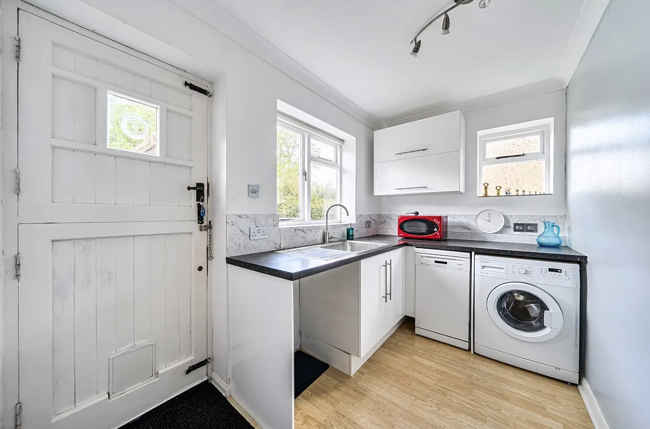 Brook Street, Cuckfield, RH17, photo 13