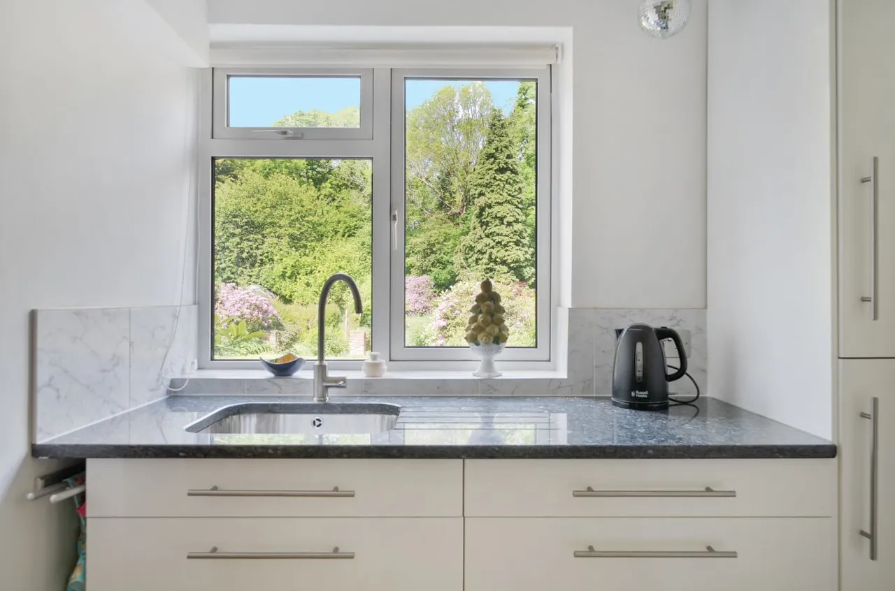 Brook Street, Cuckfield, RH17, photo 14