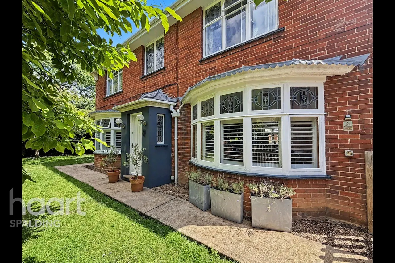 Park Road, Holbeach, PE12, photo 21