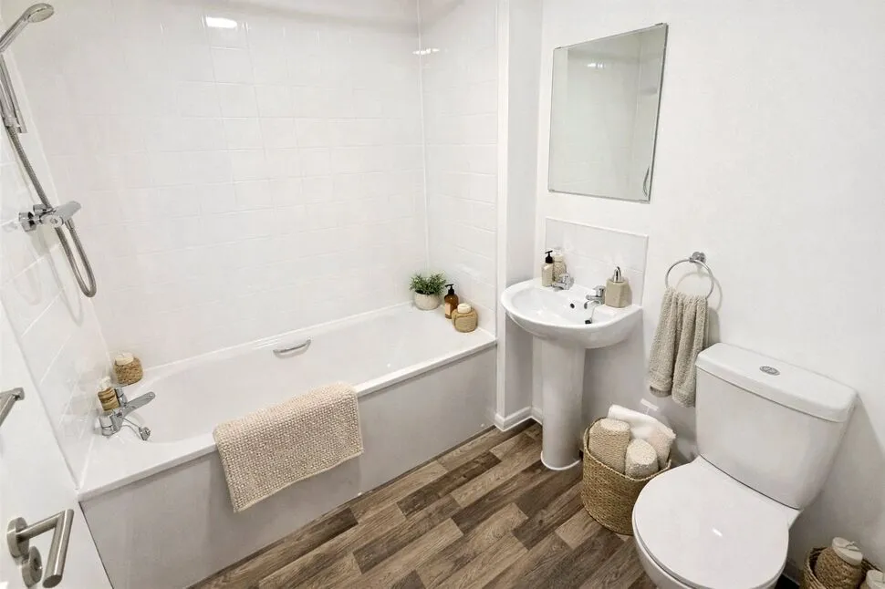 Tundra Close, Doncaster, South Yorkshire, DN4, photo 5