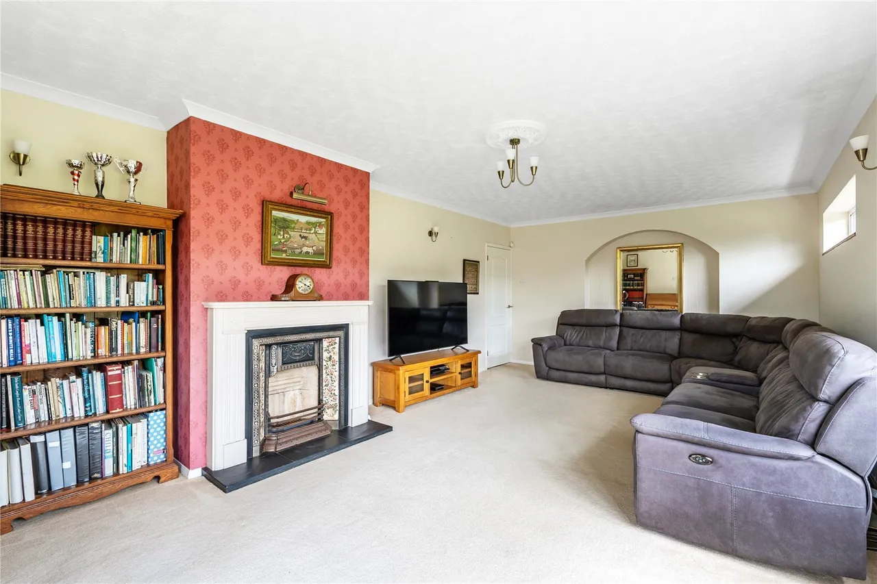Dwelly Lane, Edenbridge, TN8, photo 3