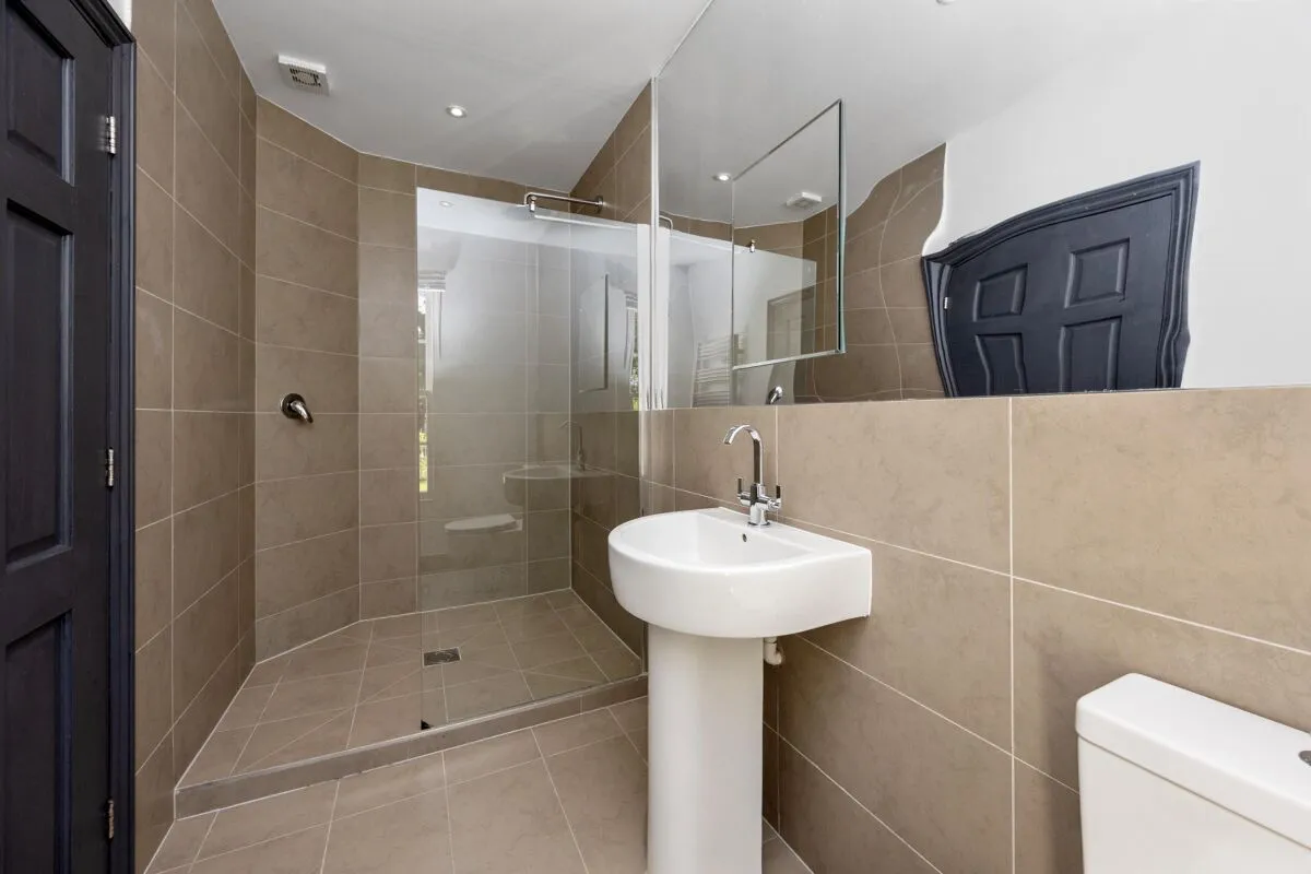 Pachesham Park, Leatherhead, KT22, photo 27