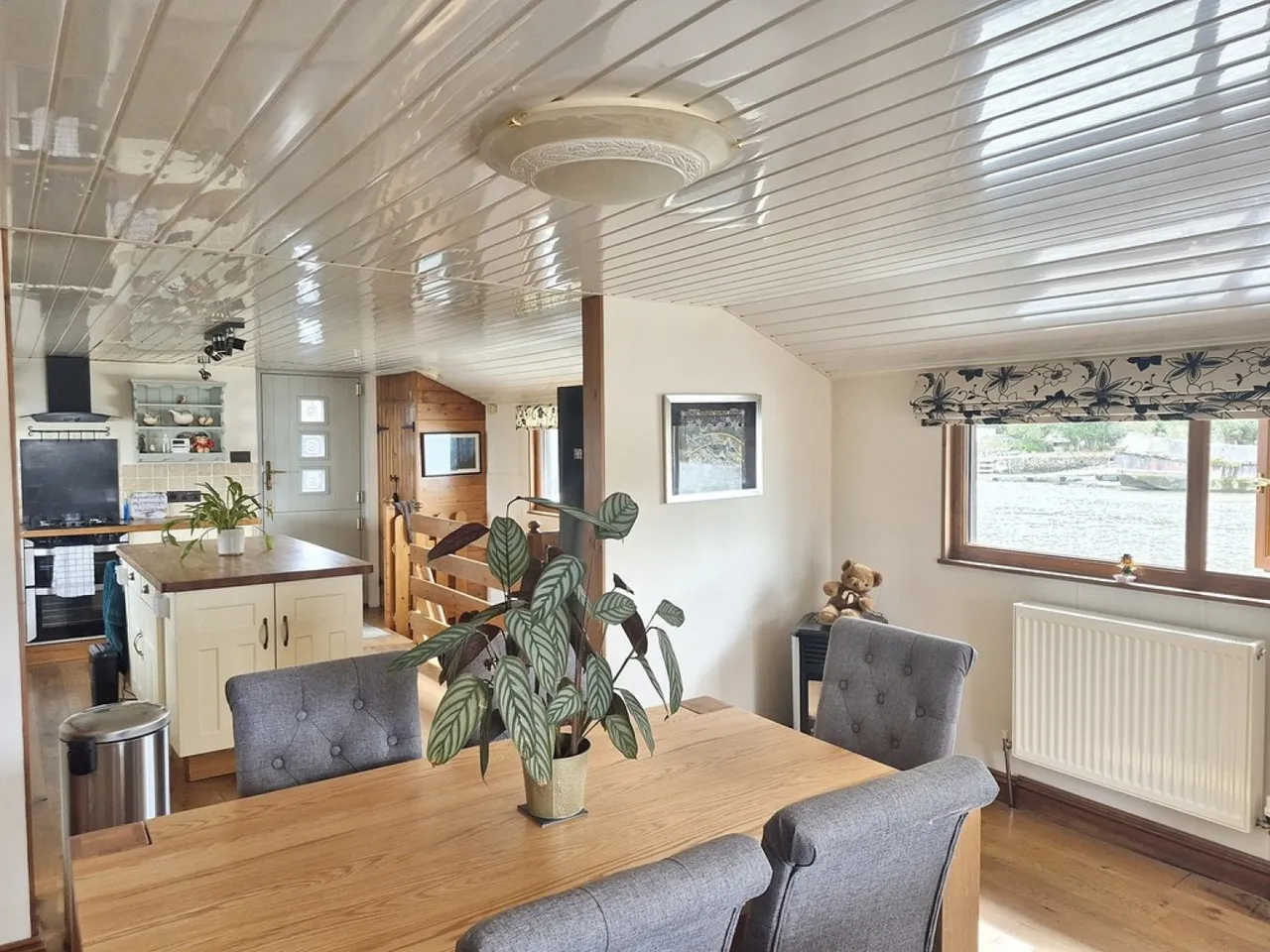 Gweek Classic Boatyard, TR12, photo 3