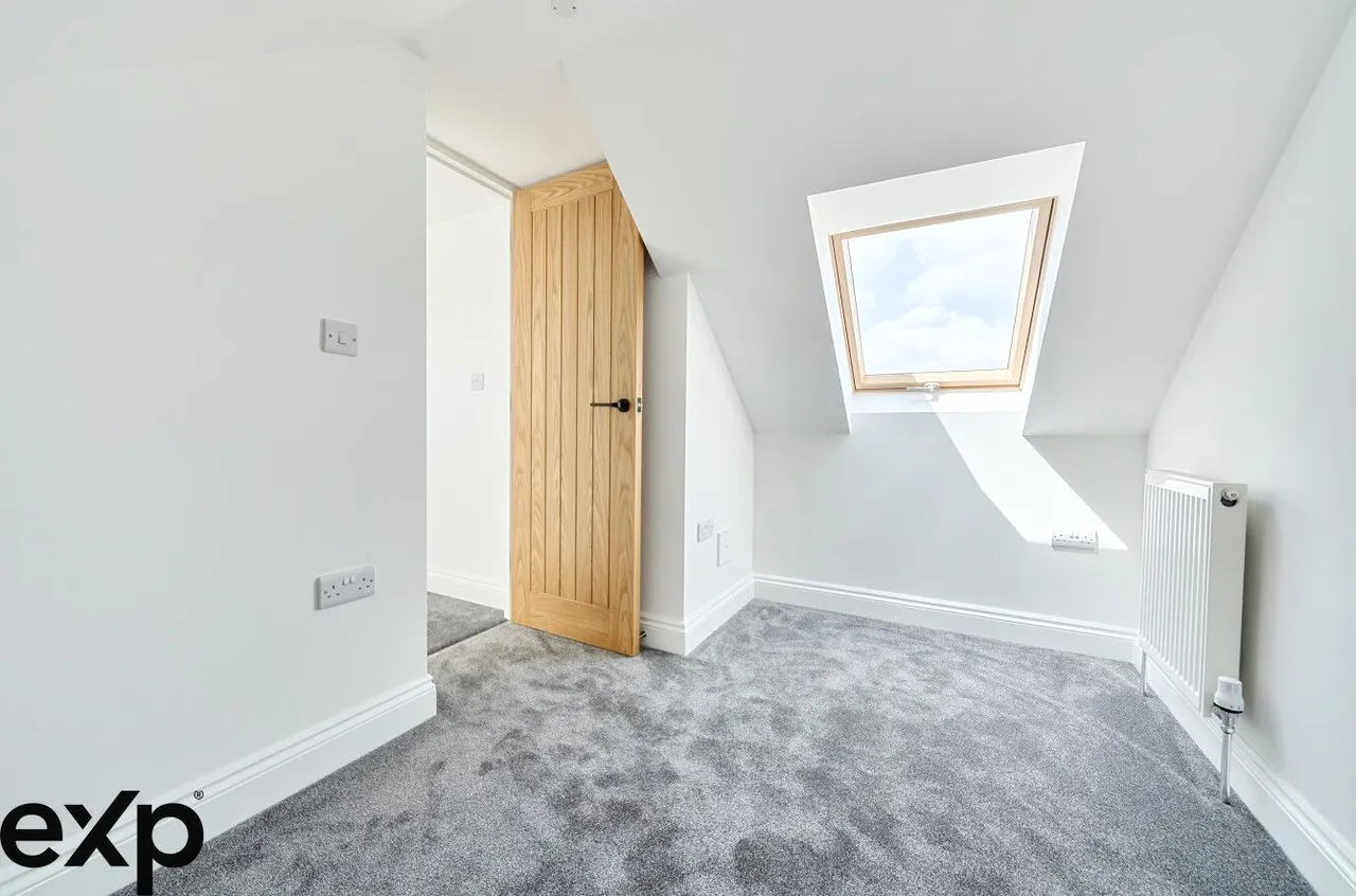 Norman Road, Hornchurch, RM11 1NB, photo 12