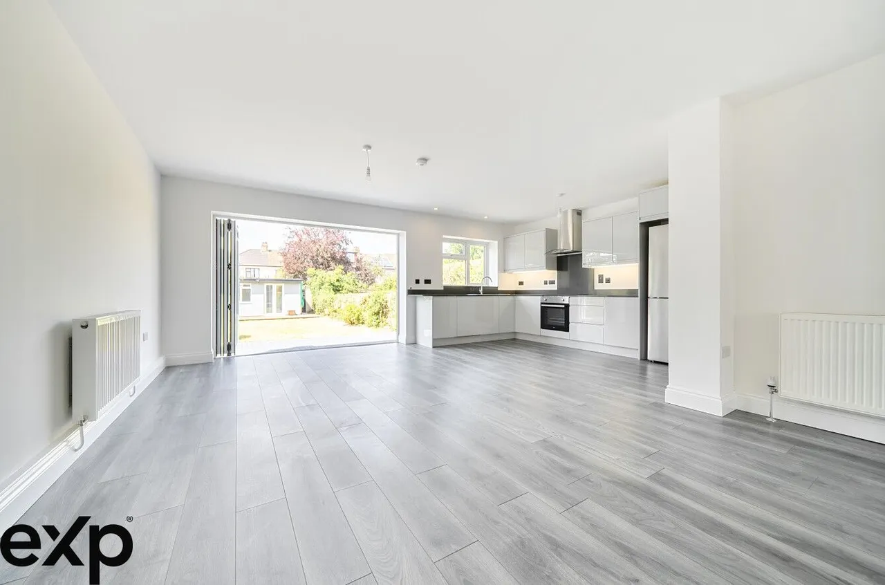 Norman Road, Hornchurch, RM11 1NB, photo 2