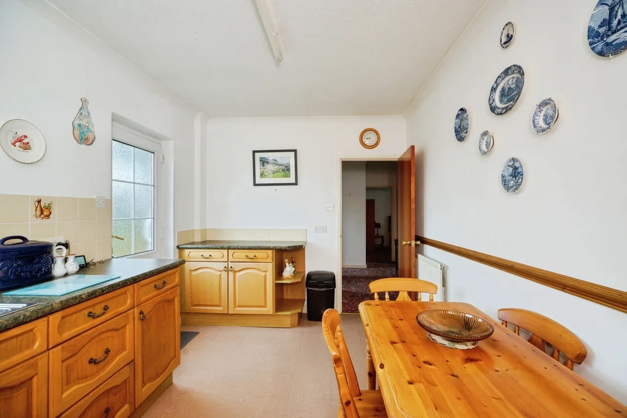 North Street, Pwllheli, LL53, photo 7