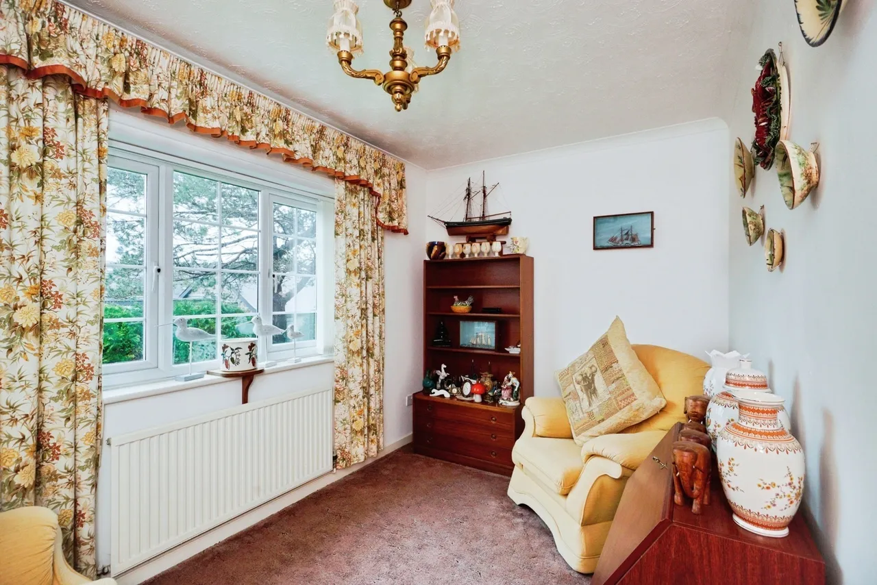 North Street, Pwllheli, LL53, photo 11