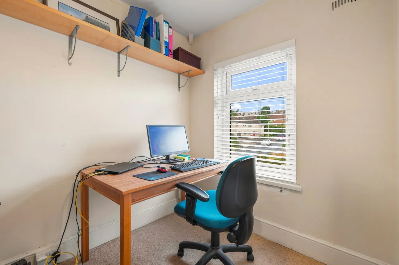 Woodland Avenue, West Cross, SA3, photo 20