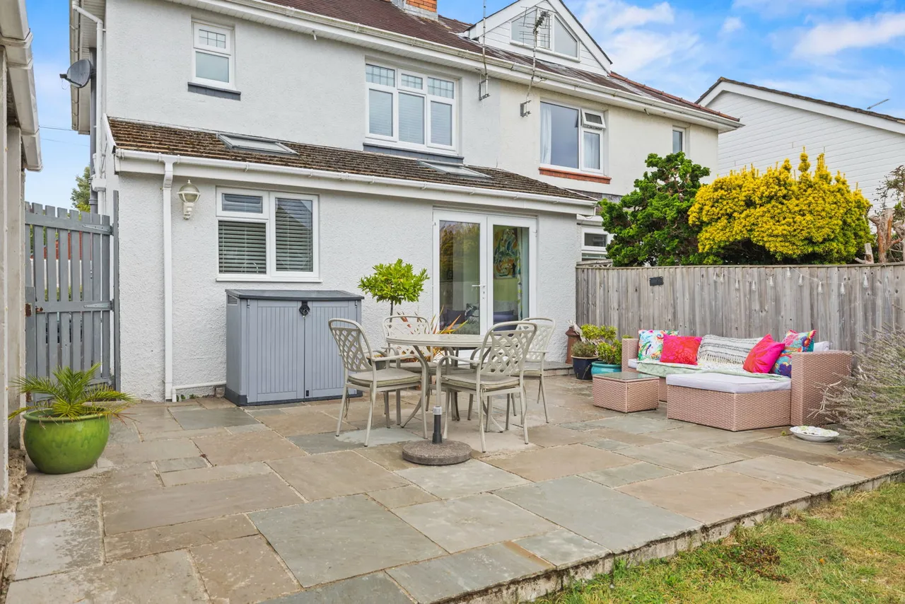 Woodland Avenue, West Cross, SA3, photo 25