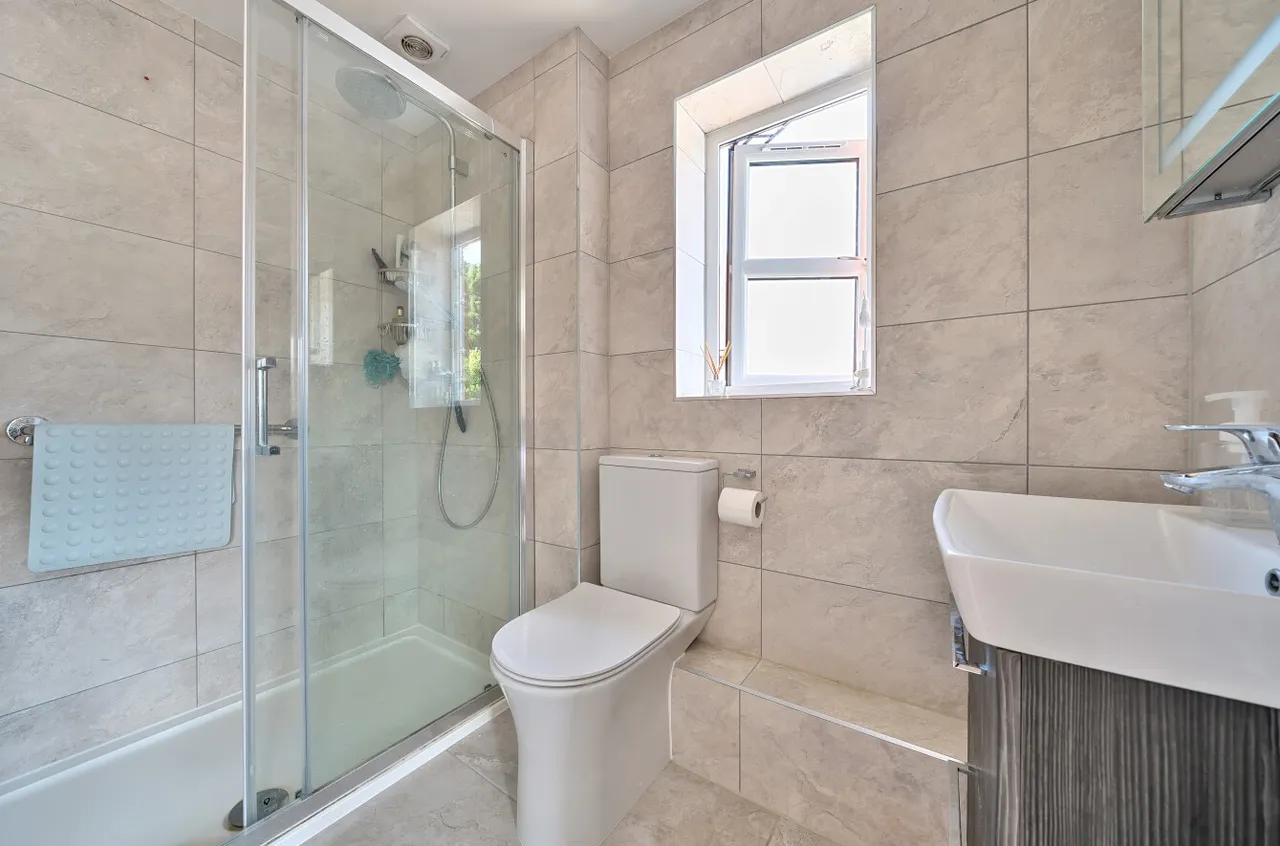 New Farm Road, Alresford, SO24, photo 6