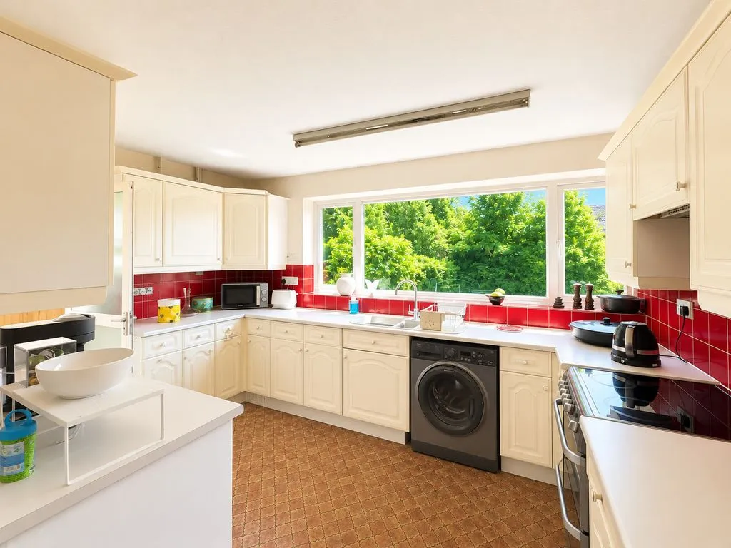 Darwin Close, Burntwood, WS7, photo 4