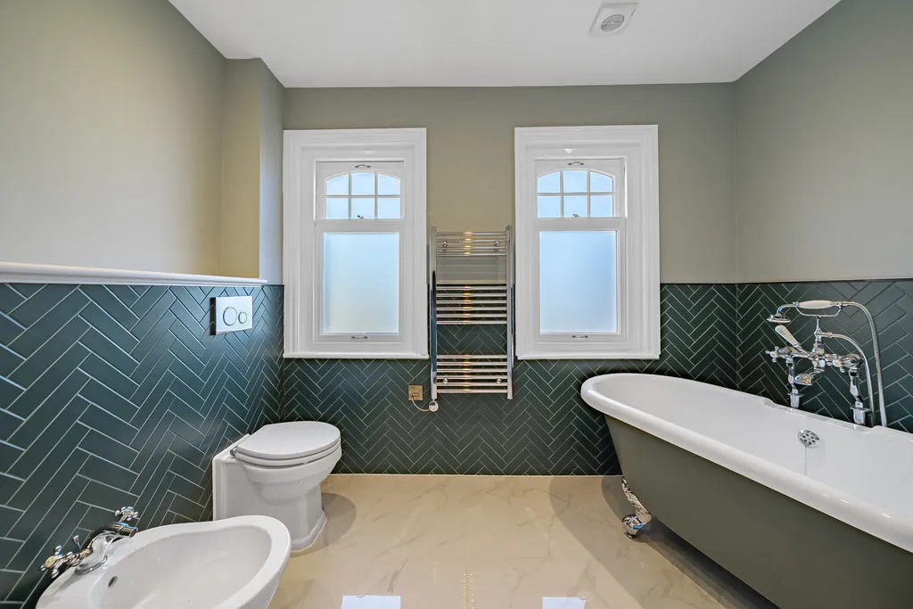 Beauchamp Road, East Molesey, KT8, photo 16