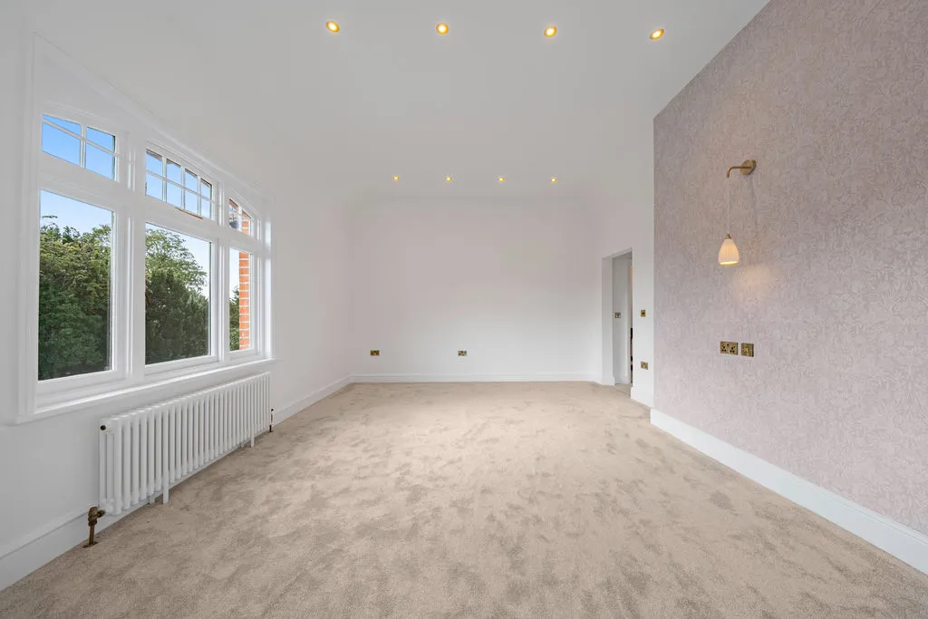 Beauchamp Road, East Molesey, KT8, photo 15