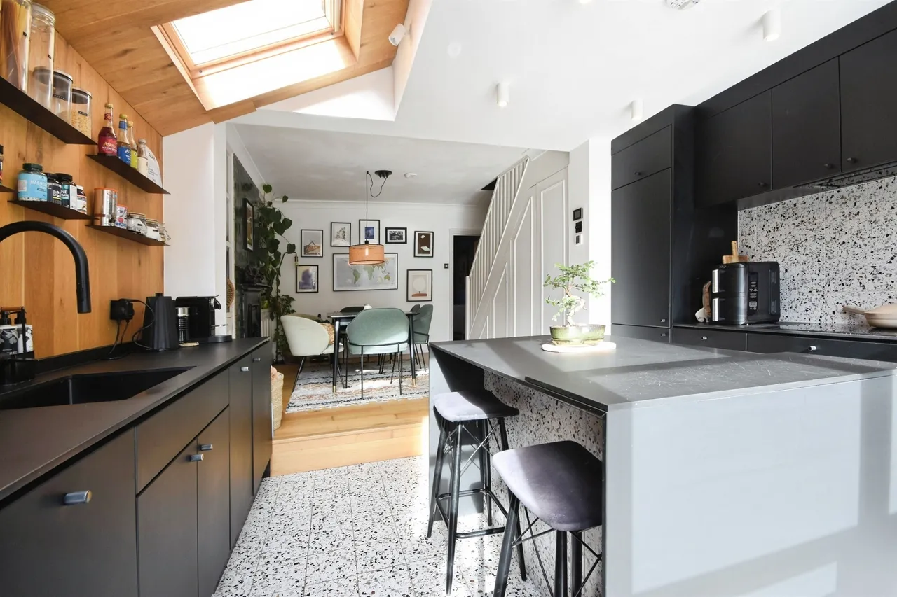 Chase Road, Brentwood, photo 11