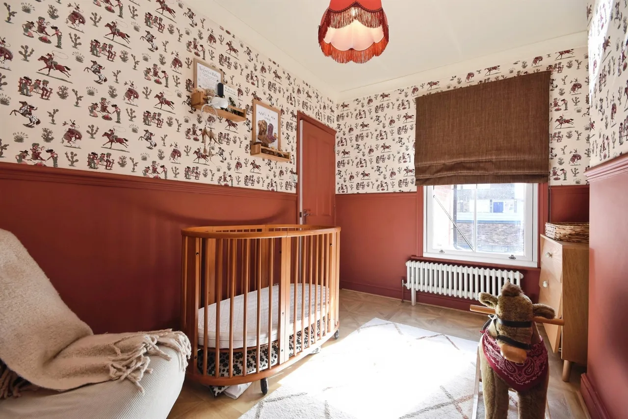 Chase Road, Brentwood, photo 9