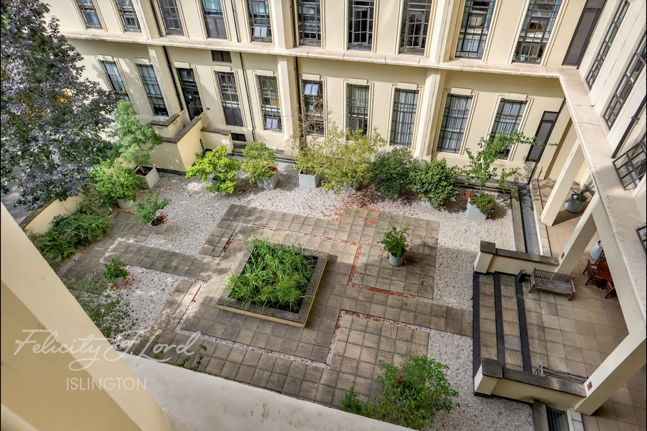 Manor Gardens, London, photo 26