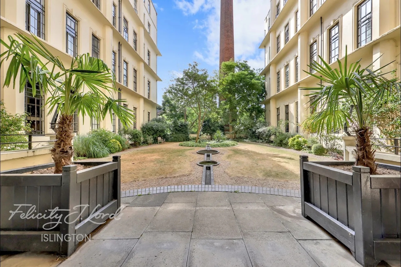 Manor Gardens, London, photo 34