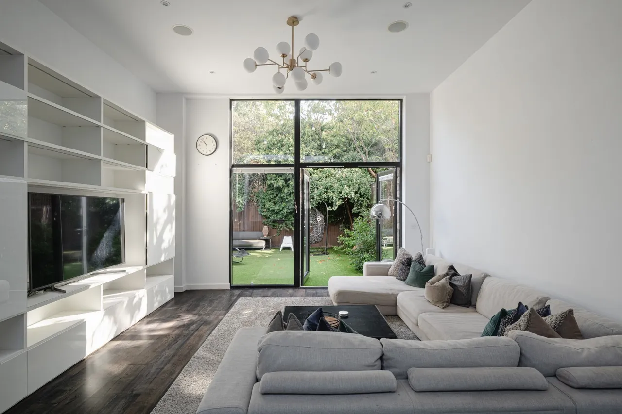 Ebury Mews, Highbury, N5, photo 2