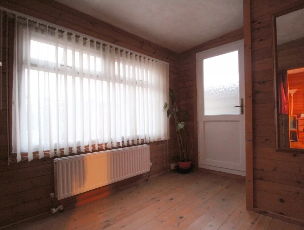 Station Crescent, Ashford, photo 9
